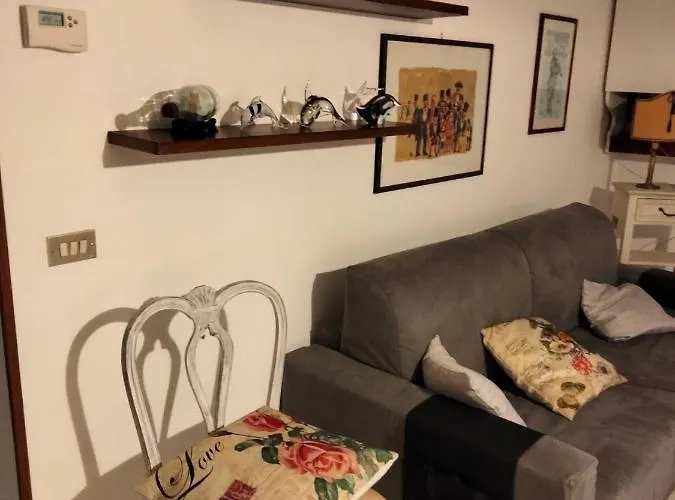 A Casa Di Gio' Feriehus Lerici