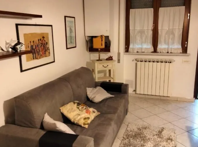 A Casa Di Gio' Feriehus Lerici